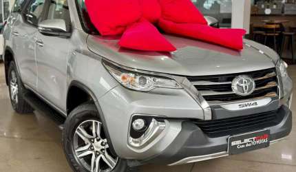 Toyota hilux sw4 sr 4x2 2.7 aut 2018