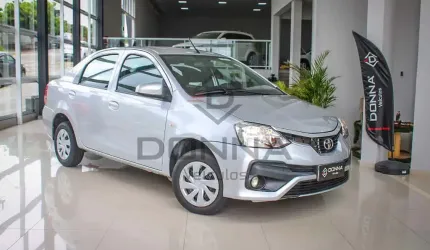 Toyota etios x sedan 1.5 flex 16v 4p aut.  - prata - 2017/2018