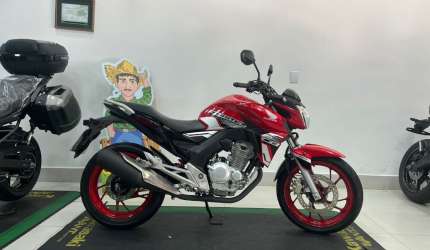 Honda cb250f twister