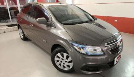 Chevrolet onix 1.4mt lt 2015