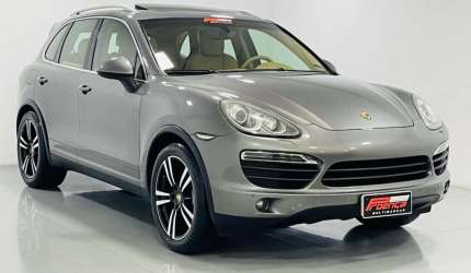 Porsche cayenne s 4.8 v8 32v 2013