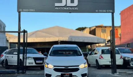 Onix plus baixa km 4 cilindros financia 100%