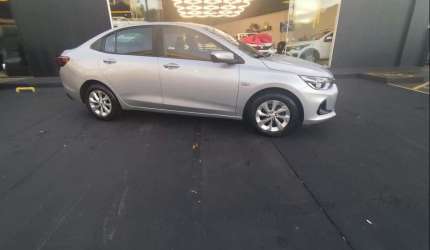Chevrolet onix plus 10tat ltz 2020