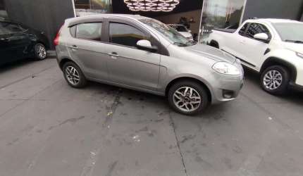 Fiat fiat palio attract 1.4 2013