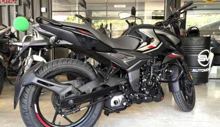 Bajaj pulsar n150 2026