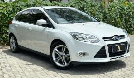 Ford focus 2.0 16v/se/se plus flex 5p aut.  - branca - 2014/2015