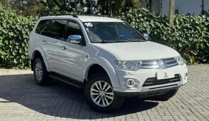 Mitsubishi pajero hpe 3.2 4x4 t.i. dies. 5p aut.  - branca - 2015/2016