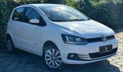 Volkswagen fox comfortline 1.0 flex 12v 5p  - branca - 2015/2016