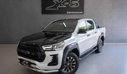 Toyota hilux 2023 2.8 d-4d turbo diesel cd gr-s 4x4 automático