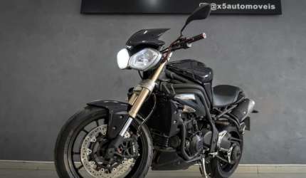 Triumph speed triple 1050i 2015
