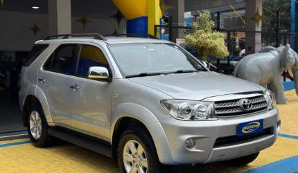 Toyota hilux sw4 4x2sr 2009
