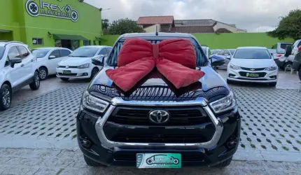 Hilux srx 2.8 diesel 4x4 unico dono baixa km 
