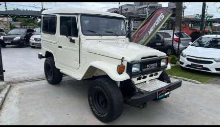 Toyota bandeirante jipe 1990