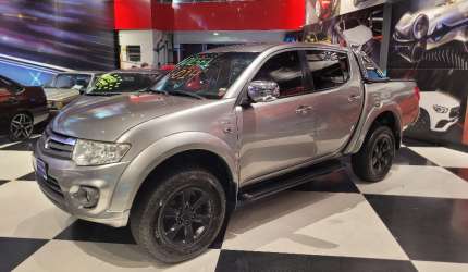 ﻿l200 triton hpe 3.2 turbo diesel 2014 – potência, robustez e conforto para qualquer desafio!
