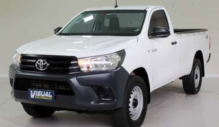 Toyota hilux 2022 2.8 d-4d turbo diesel cs 4x4 manual