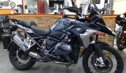 Bmw r1250 triple black 2022