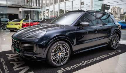 Porsche cayenne turbo 4.0t 550cv awd c/teto aut./2023