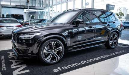 Volvo xc90 t8 ultimate dark 2.0t 455cv 4wd c/teto aut./2023 (hybrid)