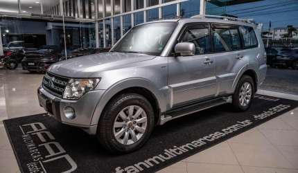 Mitsubishi pajero full hpe 3.2tdi 200cv 4wd c/teto aut./2011