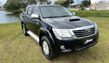 Toyota hilux cd4x4 srv 2012