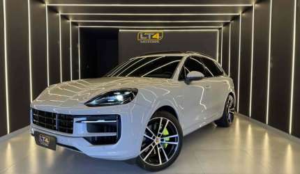 Porsche cayenne 2024 3.0 v6 e-hybrid awd tiptronic s
