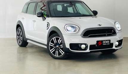 Mini coutryman s 2.0turbo.todas as revisoes na mini. teto duplo. sem retoques.4pneus novos