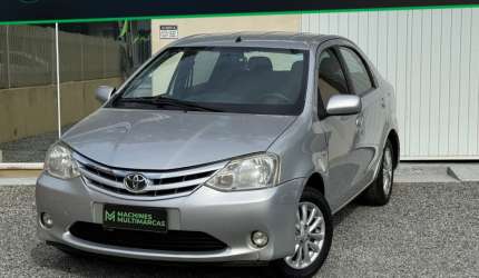 Etios sedan 1,5 xls top - troco e financio