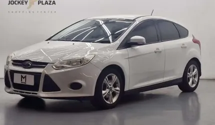 Ford focus hatch s 1.6 flex automatizado - 2014 - branca