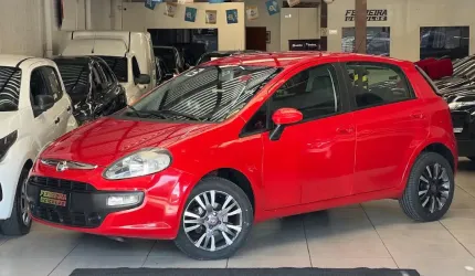  estilo italiano, conforto e ótimo desempenho em um hatch completo e confiável!