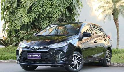 Toyota yaris hatch flex automático