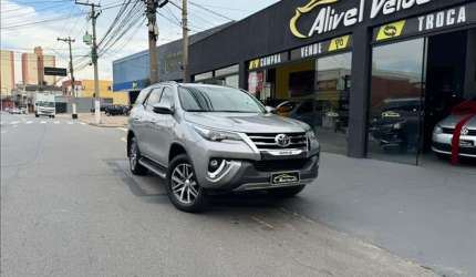 Toyota hilux sw4 2.8 srx 4x4 7 lugares 16v turbo intercooler - 2019/2019