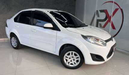 Ford fiesta 1.6 manual 2014