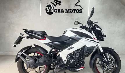 Bajaj dominar 200
