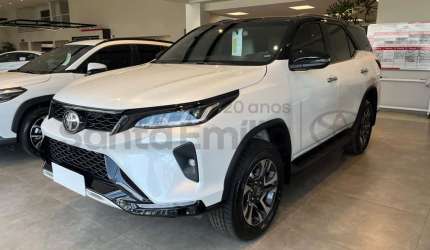 Toyota hilux sw4 2.8 srx diamond 4x4 turbo