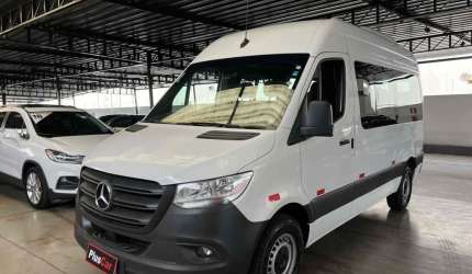Mercedes-benz sprinter 2025 2.0 cdi diesel van 417 ta longo 16l manual