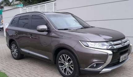 Mitsubishi outlander comfort 2.0 16v aut.  - marrom - 2015/2016
