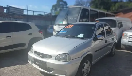 Veículo em ótimo estado de conservação, facilitamos no pagamento!