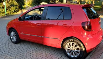 Fox prime 1.6 edição limitada com teto solar. completo, carro revisado.