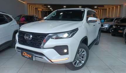 Hilux sw4 2.8 16v 4p srx 4x4 7 lugares turbo diesel automático