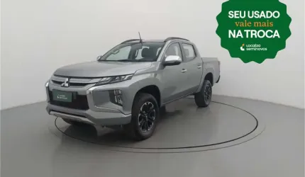 Mitsubishi l200 triton 2023 2.4 16v turbo diesel sport hpe-s cd 4p 4x4 automático