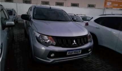 Mitsubishi l200 triton 2023 2.4 16v turbo diesel gl cd 4x4 manual