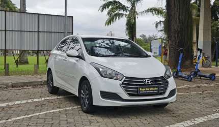 Hyundai hb20s 2018 1.6 comfort style 16v flex 4p automático