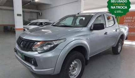 Mitsubishi l200 triton 2023 2.4 16v turbo diesel gl cd 4x4 manual