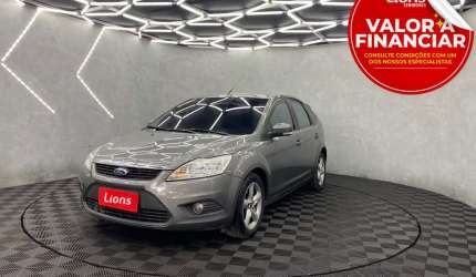 Ford focus focus sedan se 2.0 powershift