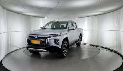 Mitsubishi l200 triton 2023 2.4 16v turbo diesel sport hpe-s cd 4p 4x4 automático