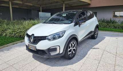 Captur life 2019 - baixo km