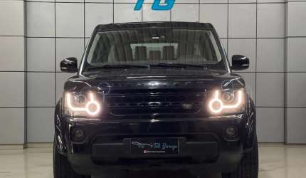 Land rover discovery 4 3.0 se 4x4 v6 24v bi-turbo diesel 4p automático - preta - 2013/2014