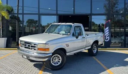 Ford f-1000 xl 4x4 diesel turbo
