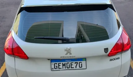 Vende-se peugeot 2008 allure 1.6 flex  automático 