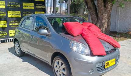 Nissan march